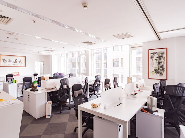 嘉泰國際大廈租金全含/配套齊全/300月/車位